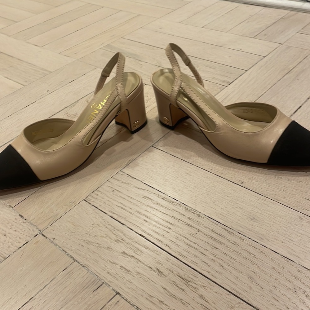Slingbacks - Picture 2 of 6